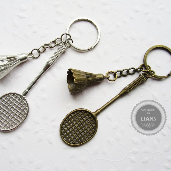 1 (Schlüssel-)Anhänger Badmintonschläger und Federball, Farbwahl: bronze oder silber,11,4 cm