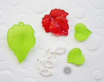 ab 1,20 Euro: Blätter aus Kunststoff, rot, grün oder transparent, versch. Größen
