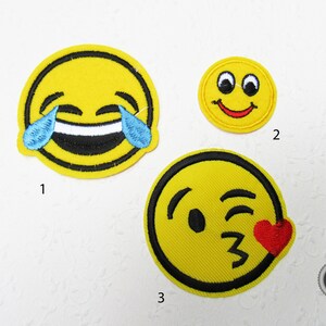 Ab 1 Euro: 1 Bügelbild Applikation SMILE, Auswahl