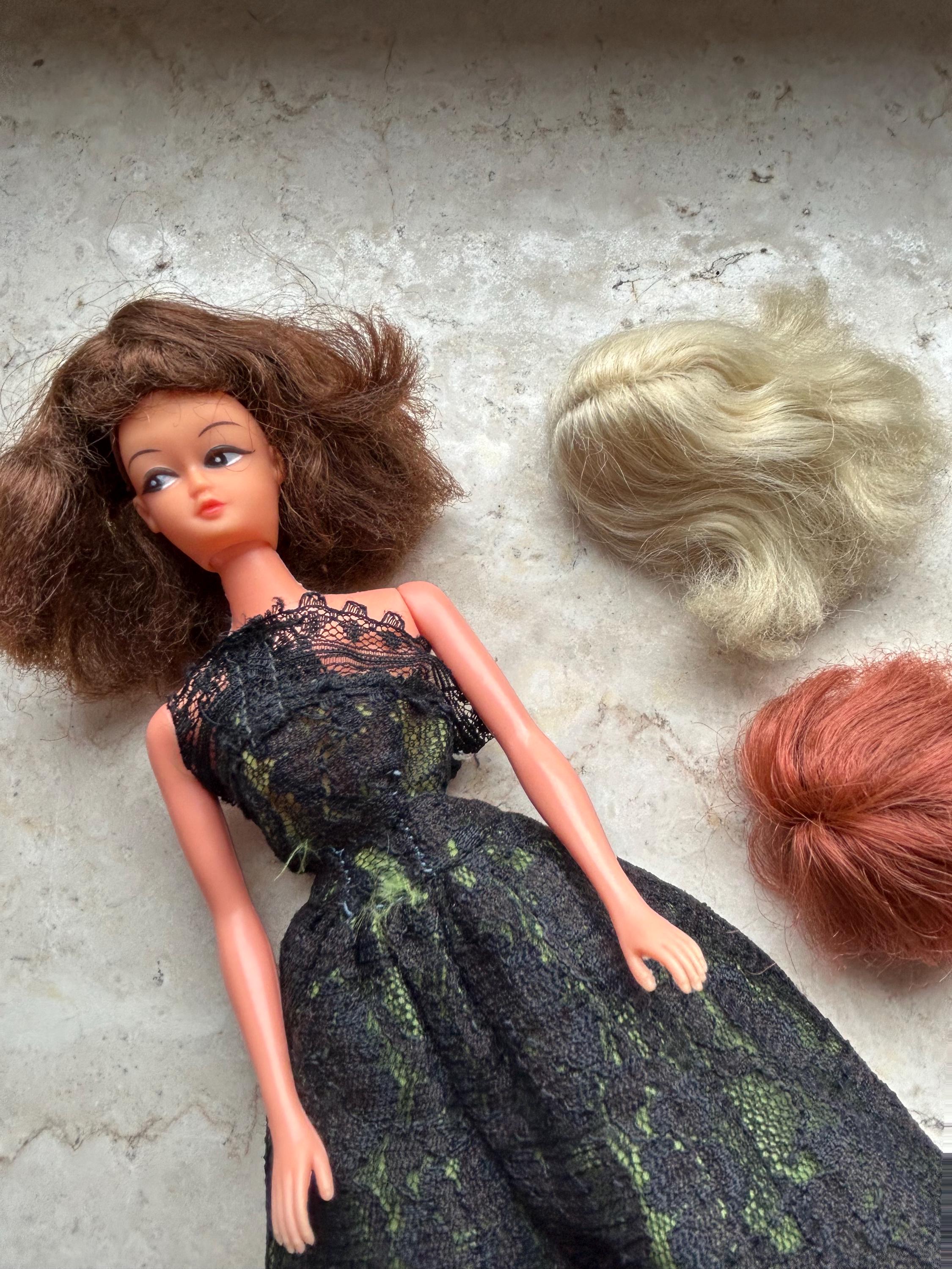 Vintage barbie wigs - Etsy 日本