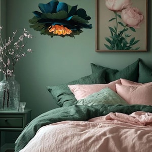 flower suspension