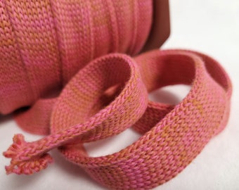 1 m knitted flat and hoodie cord in pink/orange melangé Cord me Alb fabrics 2 cm wide