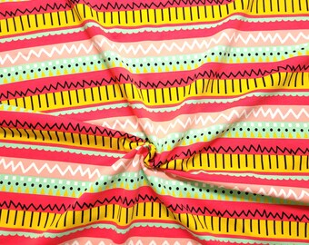 Jersey de coton coloré Happy Lama de Swafing – Tissu Lama à rayures et motifs roses, jaunes et menthe.