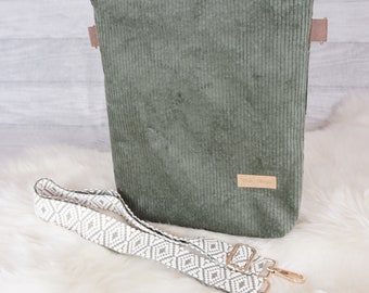 Shoulder bag moss green made of cord