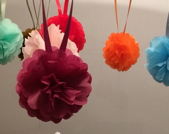 10 mini pompoms to hang, lots of colors