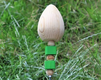 Gartenstecker Zapfen Holz handgefertigt