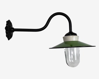 Traditionelle Hoflampe mit schwarzem Wandarm, Aussenlampe für Weingut, Fachwerkhaus, Gartenlampe Modell 5a