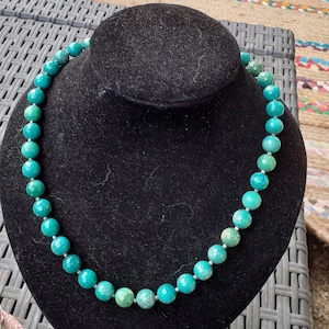 Chrysoprase necklace with silver