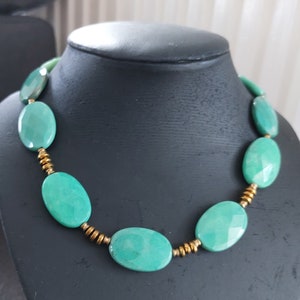 Chrysoprase necklace