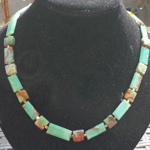 Chrysoprase natural stone necklace