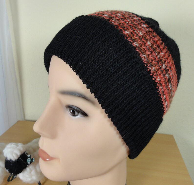 Herren und Damen Beanie Strickmütze schwarz-rot Bild 1