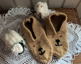 Knitted slippers for children size. 34 beige