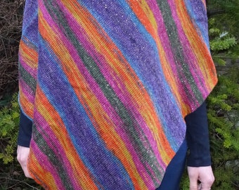 Poncho autumn colors with gradient, glitter thread