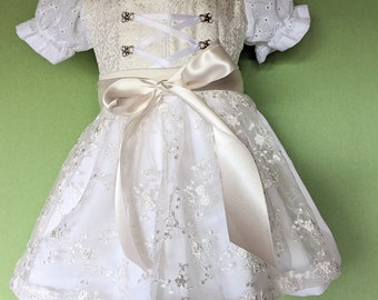 Doop baby dirndl maat 62, een leuk cadeau, direct leverbaar