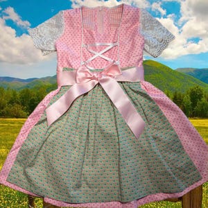 Children&#39;s dirndl size 92, classic, available immediately, also available with jacket