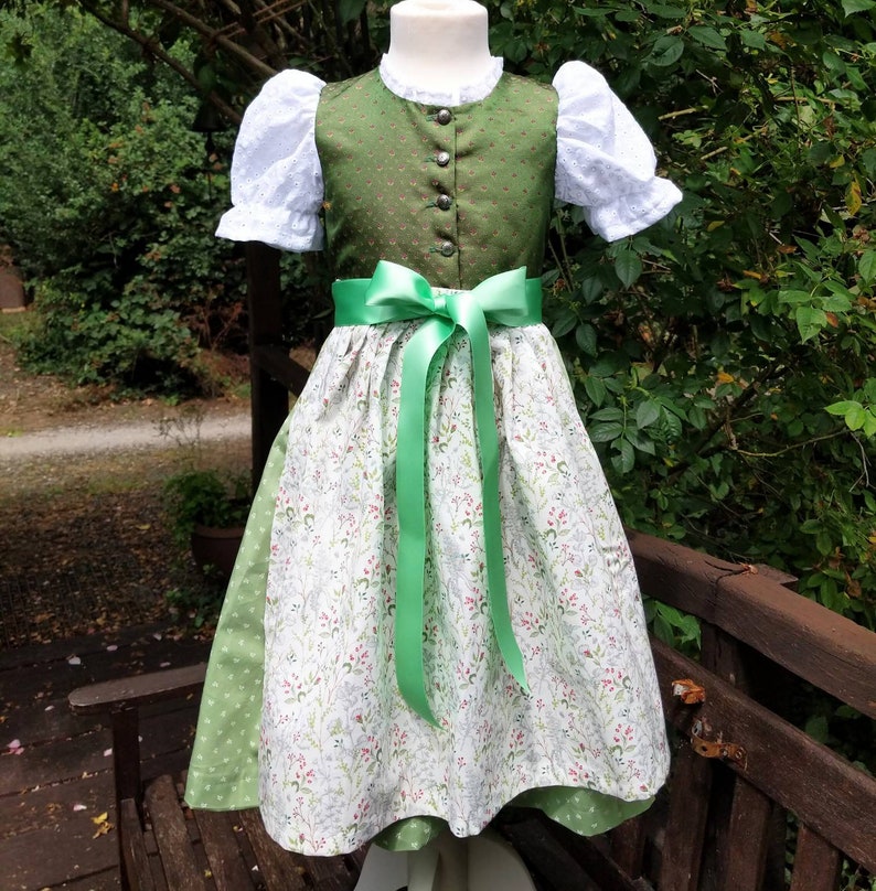 Baby/Children's Dirndl model Christel 2, from size 62, bodice made of traditional jacquard, made to order image 2