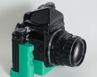 Pentax 6x7 & 67 Butter Grip By Cameradactyl