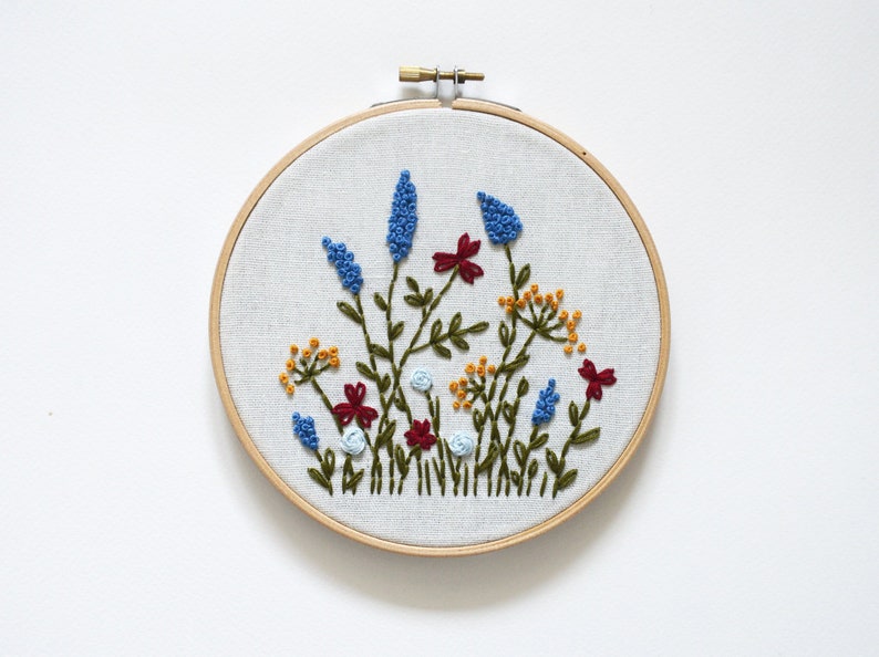 Botanical Hand Embroidery Pattern DIY Embroidered Wildflowers Beginner Floral Embroidery Pattern DIY Hand Stitched Hoop Art
