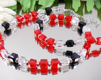 Cube necklace/necklace made of brilliant sparkling faceted crystal glass cubes in the color combination red black clear