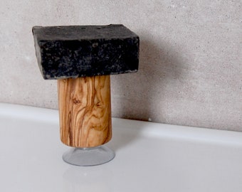 Magnetic soap holder "PISA" made of olive wood with plate