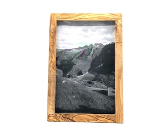 Cornice personalizzabile formato verticale in legno d'ulivo per foto nella dimensione 20 x 30 cm Cattura ricordi Foto di famiglia regalo