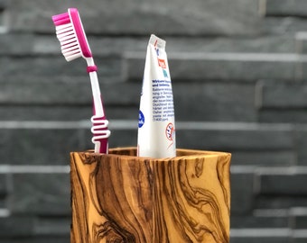 Toothbrush tumbler SQUARE made of olive wood