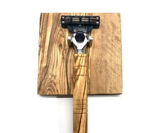 Wet razor holder suitable for almost all common types, including safety razors, olive wood