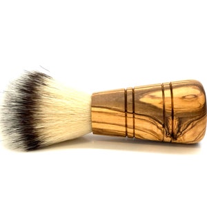 Shaving brush SIR GEORGE vegan synthetic hair with olive wood handle image 4