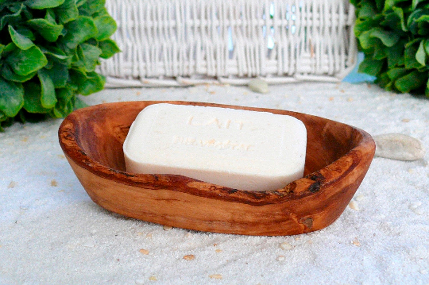 Bol de Savon Ovale Rustique Moyen en Bois d'olive