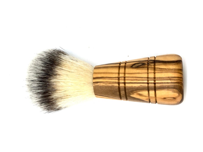 Shaving brush SIR GEORGE vegan synthetic hair with olive wood handle image 2