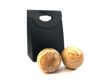 Relaxation balls "to go" olive wood diameter approx. 3.5 cm