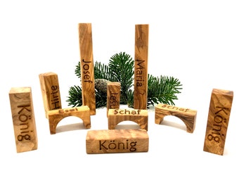 Christmas nativity scene "MODERN LIVE" made of olive wood with minimalist figures