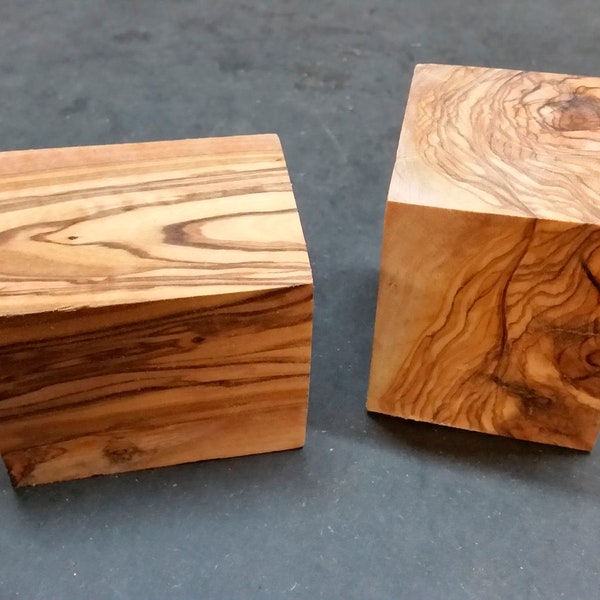 DIY – Carrelage en bois d'olivier (env. 6 x 6 x 9 cm)