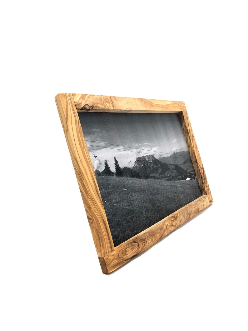 Cadre photo en bois d'olivier pour photos au format 20 x 30 cm Bois d'olivier Garder des souvenirs Cadeau photo de famille image 1