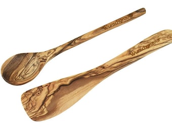 Spatula & Spoon with engraving made of olive wood