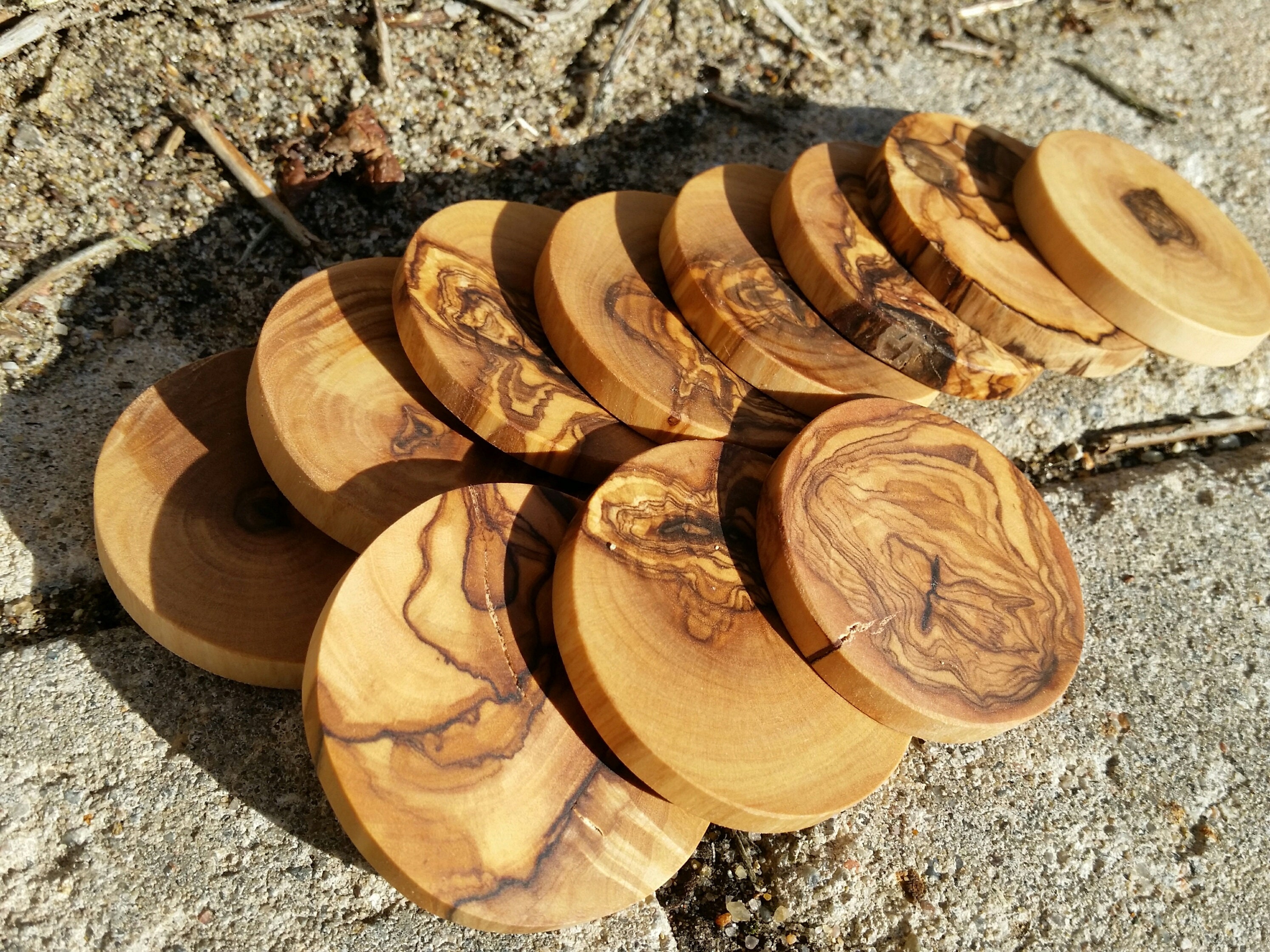 10x dischi di legno rotondi/dischi di ramo fai da te in legno d'ulivo circa  Ø 3 cm -  Italia