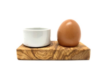 Egg cup Troué PLUS olive wood