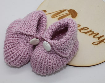 gestrickte Babyschuhe rosa