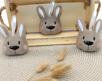 Porte-clés lapin en polaire beige - adorable breloque pour sac, tête de lapin, étiquette cadeau faite main, Pâques, craquant