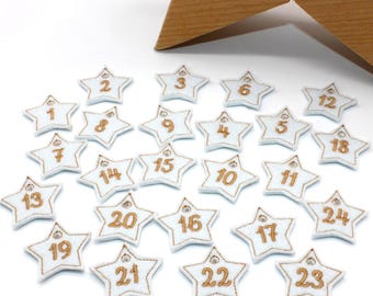 Adventskalenderzahlen weiß beige Filz Stern bestickt / Zahlen Anhänger Adventskalender