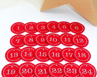 Adventskalenderzahlen rot Filz rund bestickt / Zahlen Anhänger Adventskalender