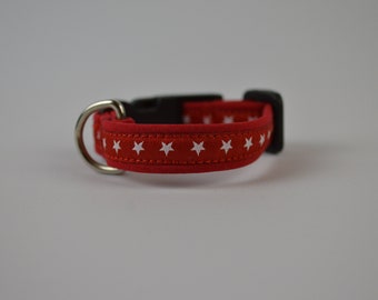 Puppy collar 17 x 1,2 cm stars on red