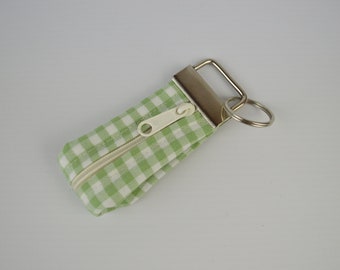 Keychain green cream checkered