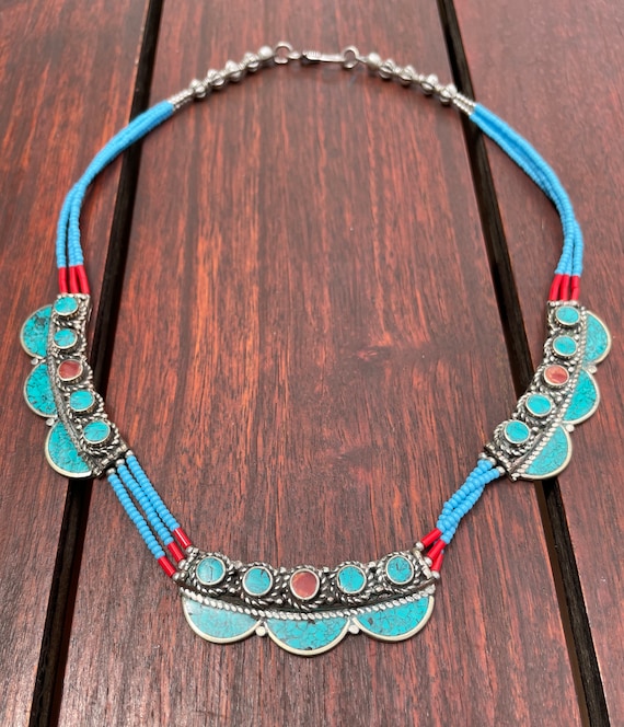 Collier Ethnique Népalais Fait Main - Turquoise, Corail Rouge, Argenté - 18 Pouces (neuf Sans étui)
