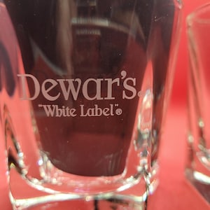 Set of 2 Beautiful Dewars / Dewar&#39;s White Label Glasses