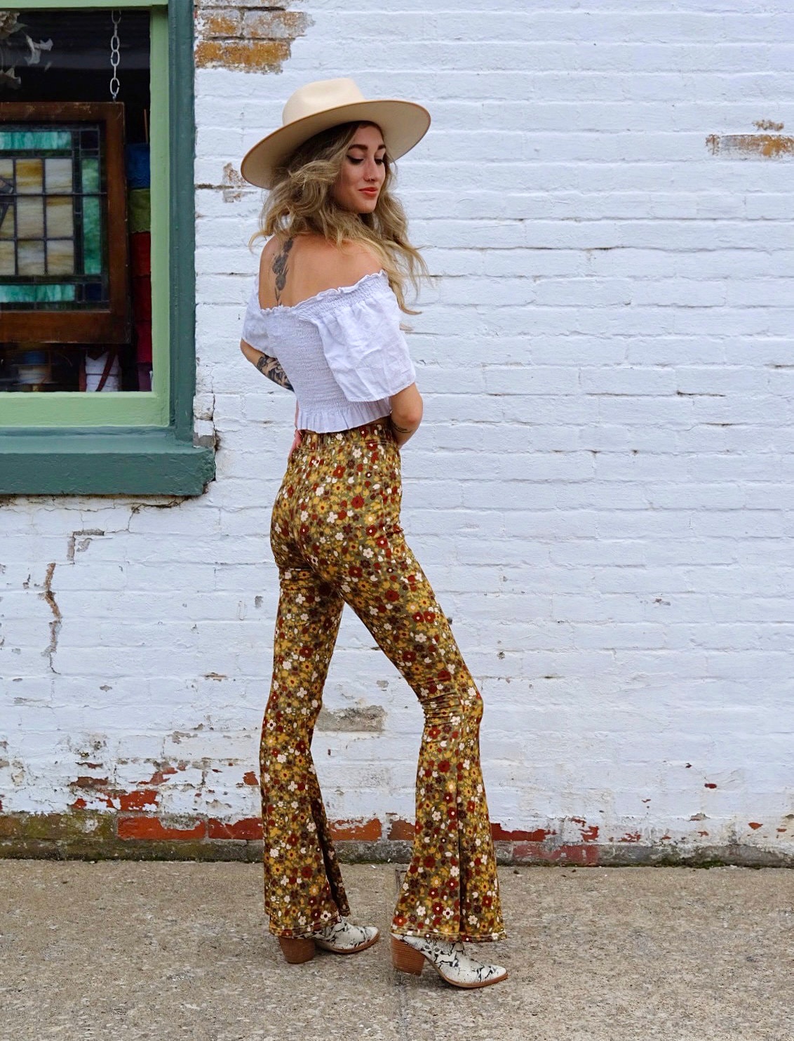 Bell Bottom Flare Stretch Yoga High Waisted Boho Print Gypsy Bell Bottom Flare Stretch Yoga High Waisted Boho Print Gypsy
