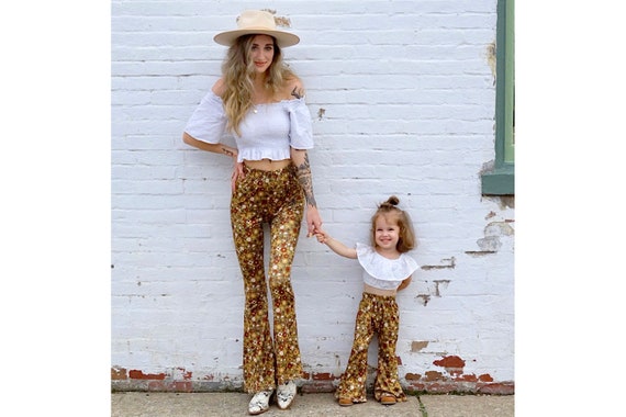 お値下げ mediam Kids Lace Bell Bottoms-