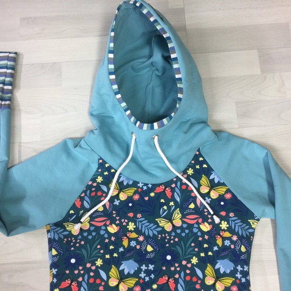 Hoody Damen, Kapuzenpulli mit Blumen, Schmetterling