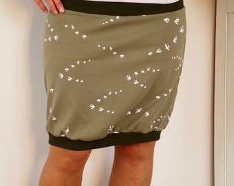 size S and M, balloon skirt with SWALLOWS