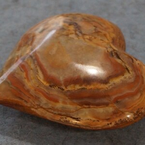 Vintage Handschmeichler großes Herz Stein Serpentin vermutlich gemasert poliert 9x8x2,5cm